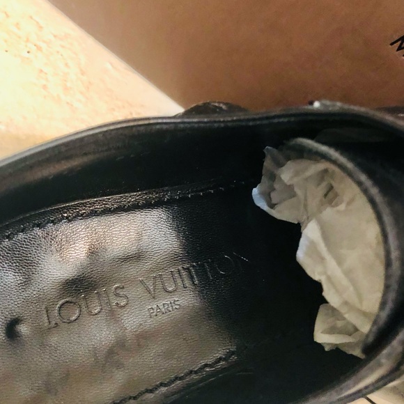 Louis Vuitton Men's Lambskin Derby Lace up Loafers (size 81/2 ) - Picture 6 of 6